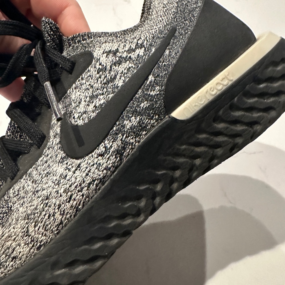 Nike React Flyknit Trainer - Black and Gray